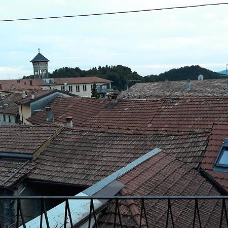 Appartamento Incantevole Ad Armeno Ngoại thất bức ảnh